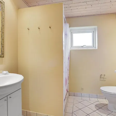 Ambrosius - 75m From The Sea By Interhome *